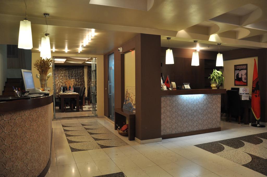 Hotel Ambasador