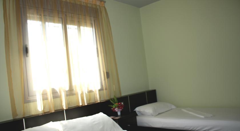 Ambasador Hotel