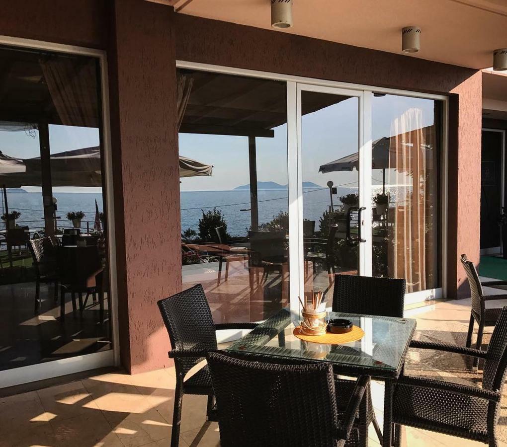 Hotel Ambasador Wlora